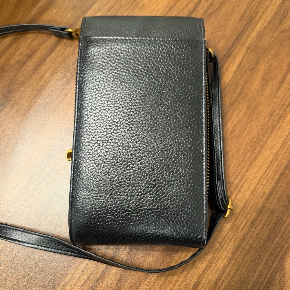 Bumblebee black and gold faux leather crossbody bag - Picture 6 of 7